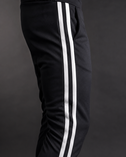 Jogger Deportivo Retro Negro para Hombre – Rayas Laterales | Cómodo y Versátil